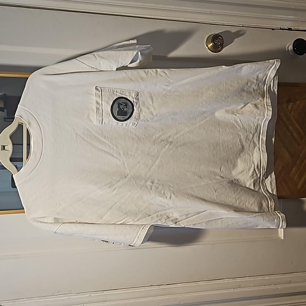 MTV shirt